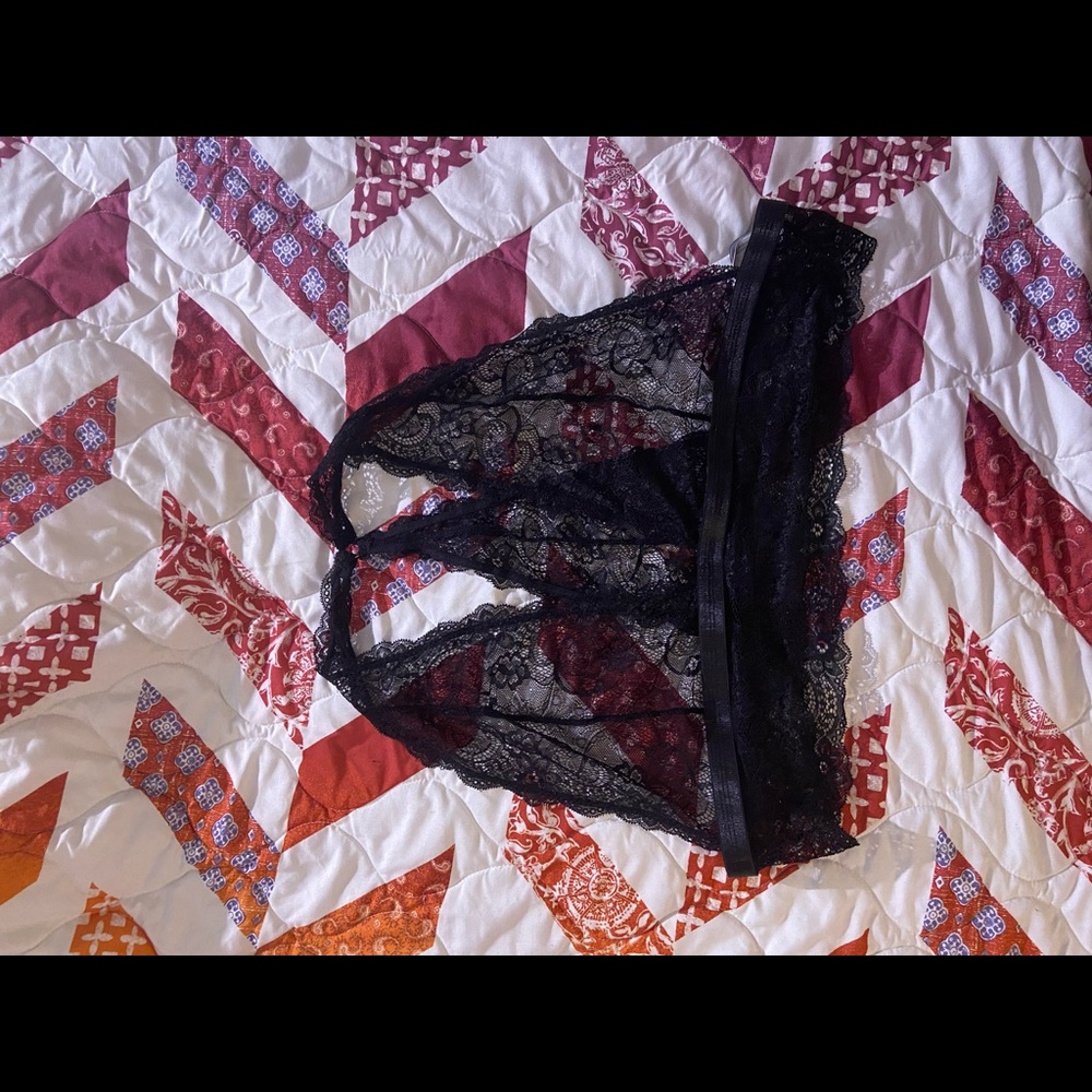 3x-4x Black Bralette